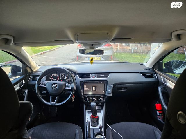 סקודה אוקטביה 