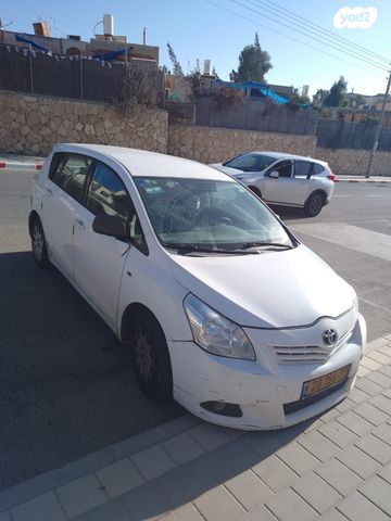 מודעת רכב טויוטה ורסו