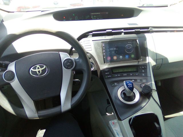 טויוטה פריוס