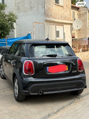 קופר Iconic Cooper אוט׳ האצ'בק 4 מק 3 דל 1.5 (136 כ״ס)