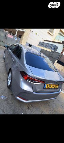 טויוטה קורולה