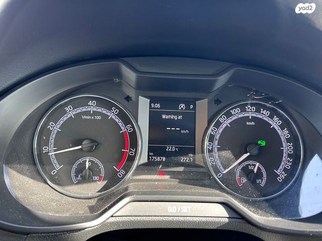 סקודה אוקטביה 