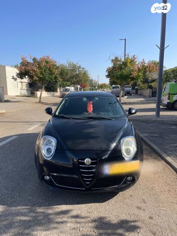 אלפא רומיאו מיטו