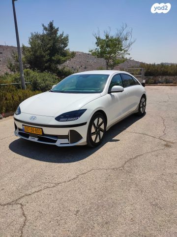 יונדאי איוניק 6