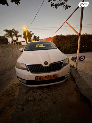 מודעת רכב סקודה ראפיד