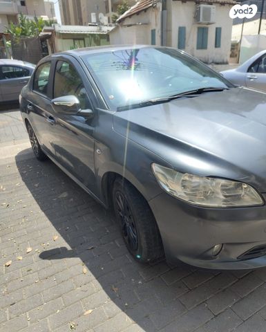 מודעת רכב פיג'ו 301