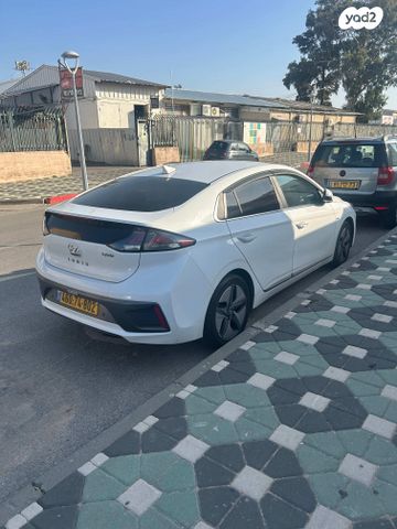 יונדאי איוניק