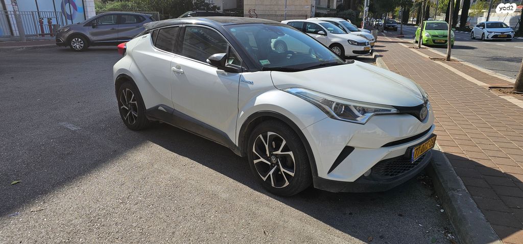 טויוטה C-HR