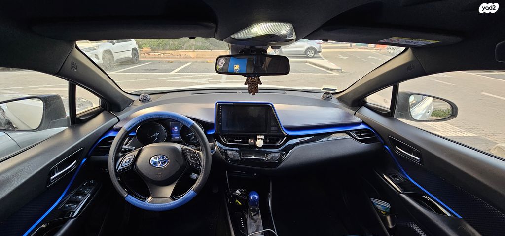 טויוטה C-HR