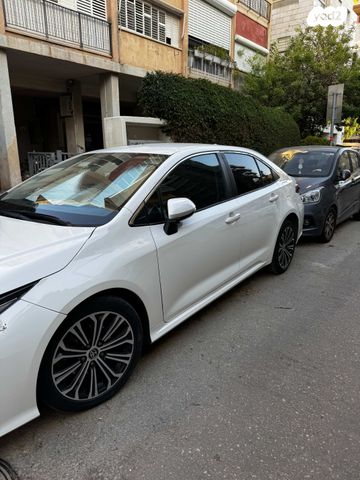 טויוטה קורולה