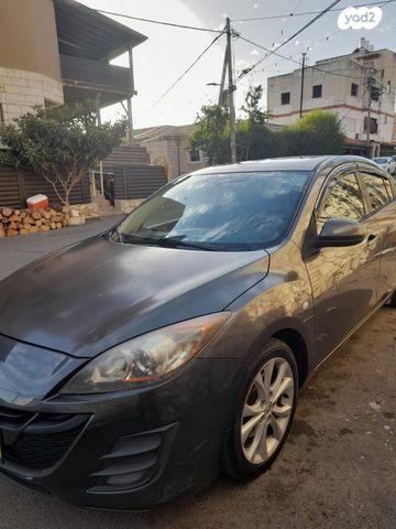 מודעת רכב מאזדה 3
