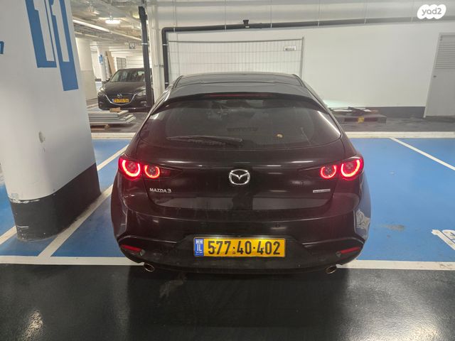מאזדה 3