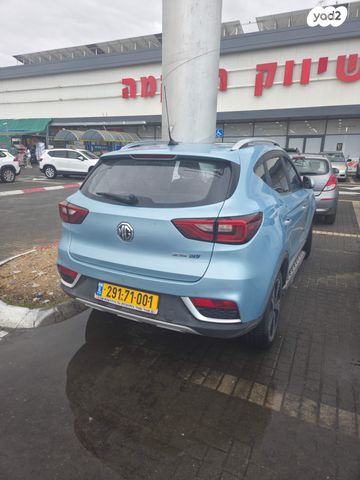 מודעת רכב אם ג'י ZS