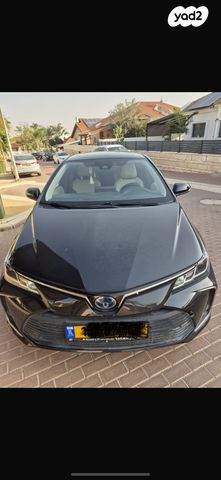 טויוטה קורולה