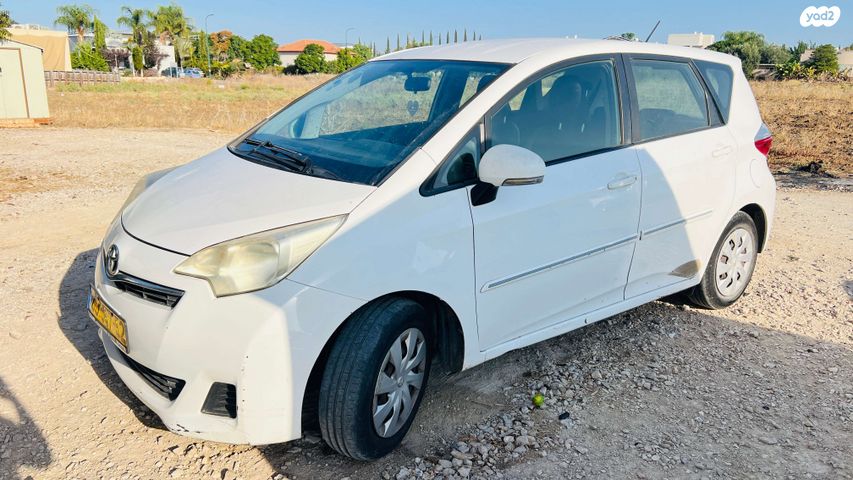 מודעת רכב טויוטה ורסו-S