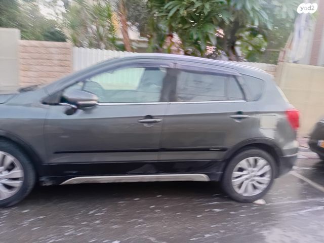 סוזוקי קרוסאובר