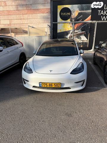 טסלה מודל 3