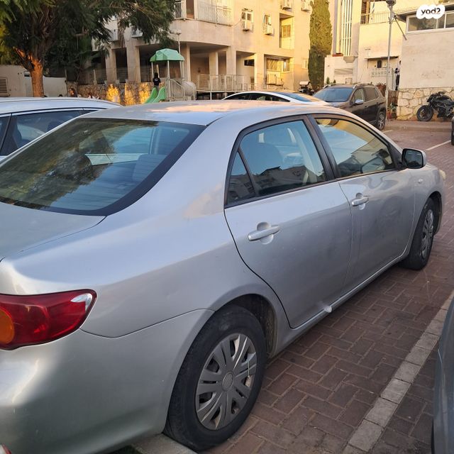 טויוטה קורולה