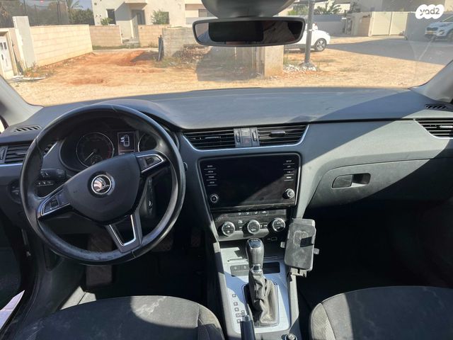 סקודה אוקטביה