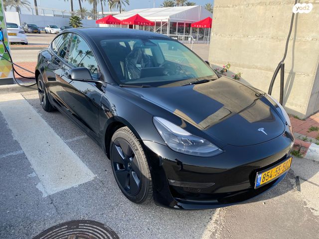 טסלה מודל 3