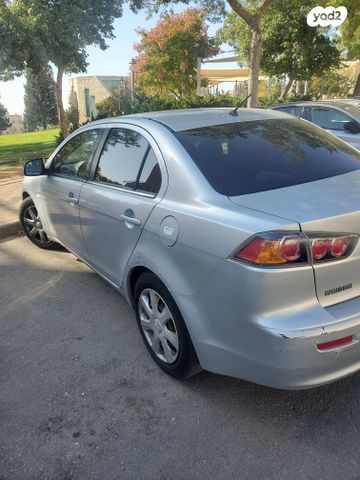 מיצובישי לנסר