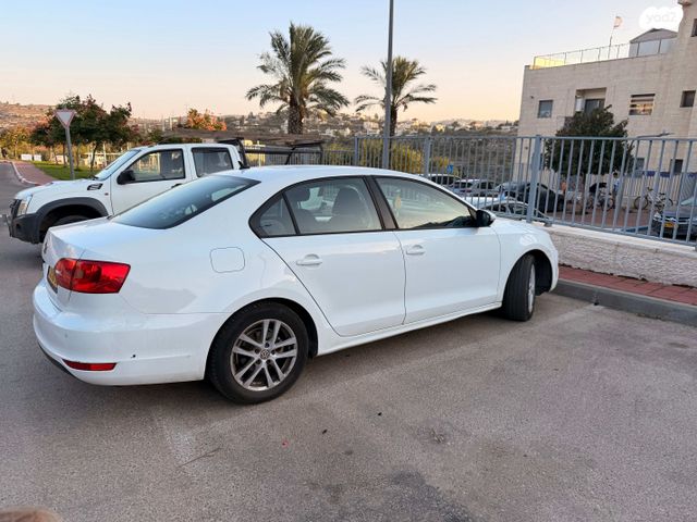 מודעת רכב פולקסווגן ג'טה 