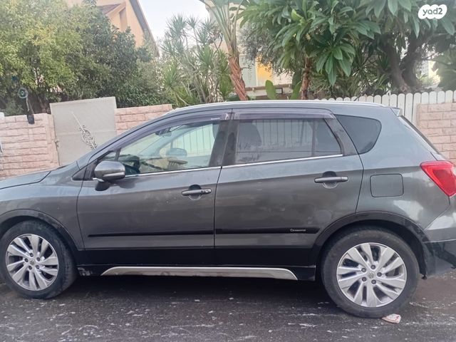 סוזוקי קרוסאובר