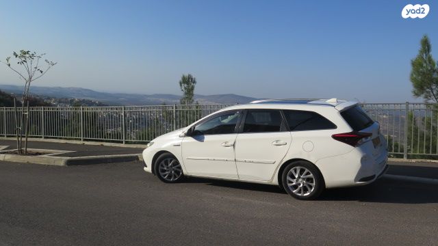 מודעת רכב טויוטה אוריס