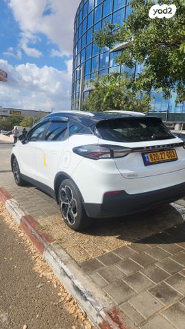 ג׳ילי Geometry C