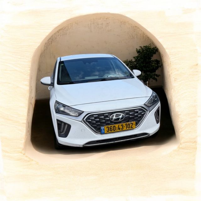 יונדאי איוניק