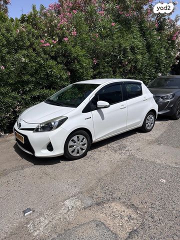 מודעת רכב טויוטה יאריס