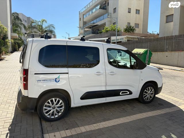 מודעת רכב סיטרואן ברלינגו