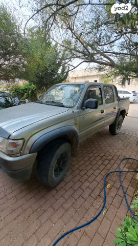 טויוטה היילקס