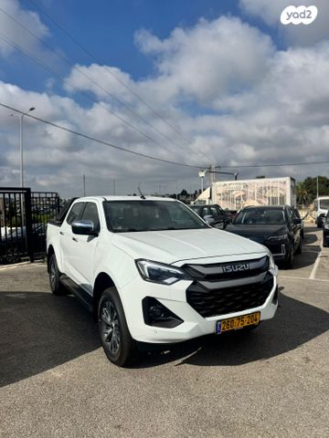 איסוזו די-מקס