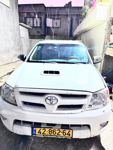 טויוטה היילקס ויגו