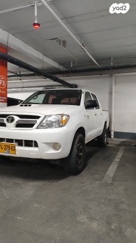 מודעת רכב טויוטה היילקס ויגו