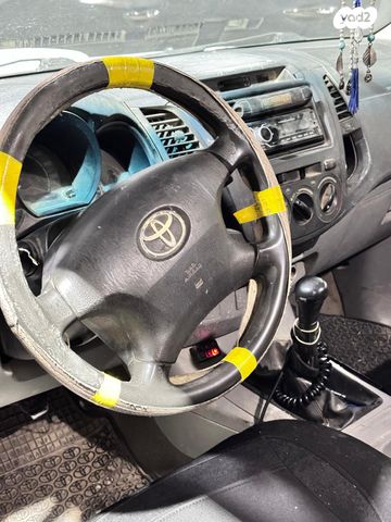 טויוטה היילקס ויגו