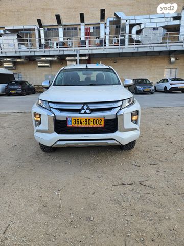 מיצובישי טרייטון / L200