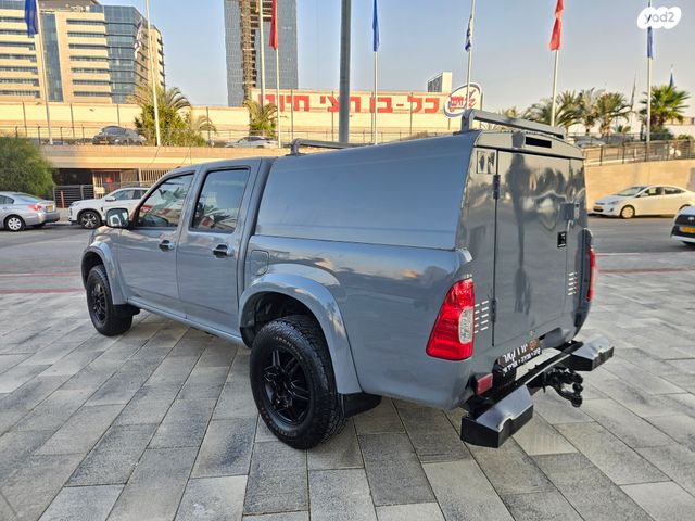 איסוזו די-מקס