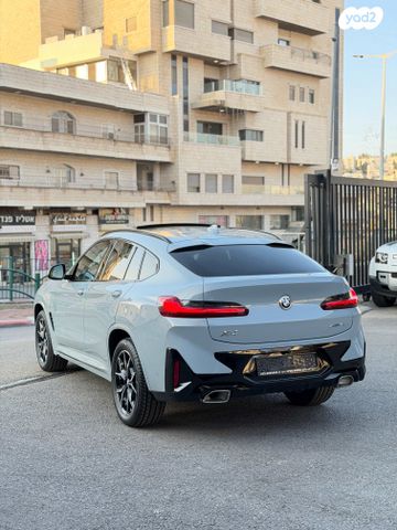 ב מ וו X4