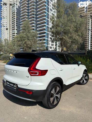 וולוו XC40