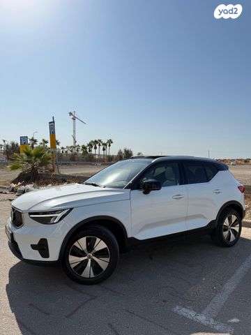 וולוו XC40