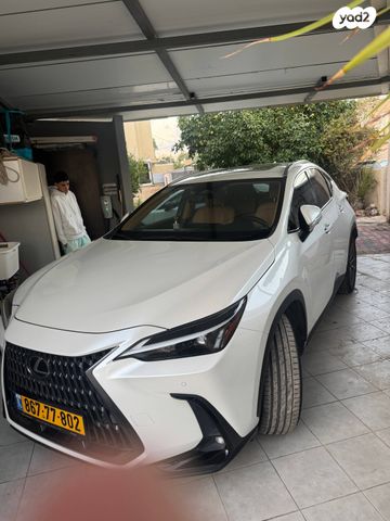מודעת רכב לקסוס NX