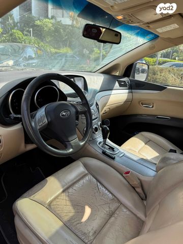 סובארו טריבקה