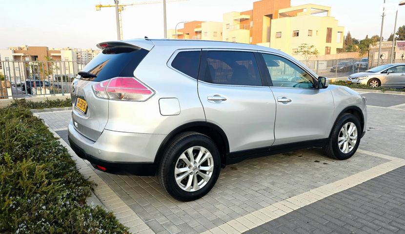 ניסאן אקס טרייל