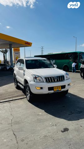 טויוטה לנד קרוזר