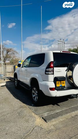 טויוטה לנד קרוזר