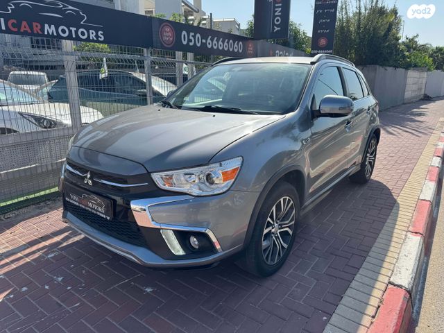 מודעת רכב מיצובישי ASX