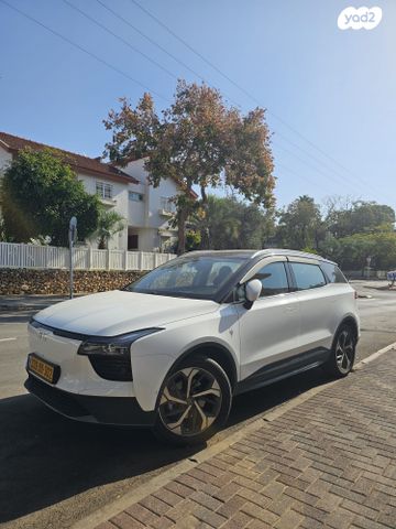 U5 Premium חשמלי אוט׳ 5 מק (204 כ״ס)