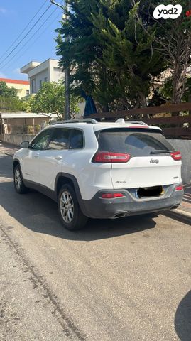 מודעת רכב ג'יפ צ'ירוקי